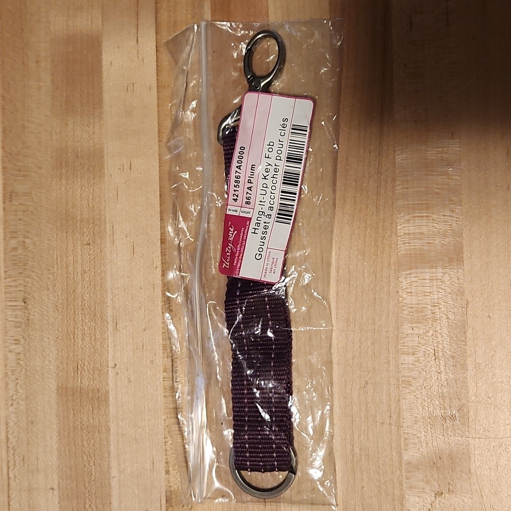 Thirty One Hang-It-Up Key Fob‎ NEW